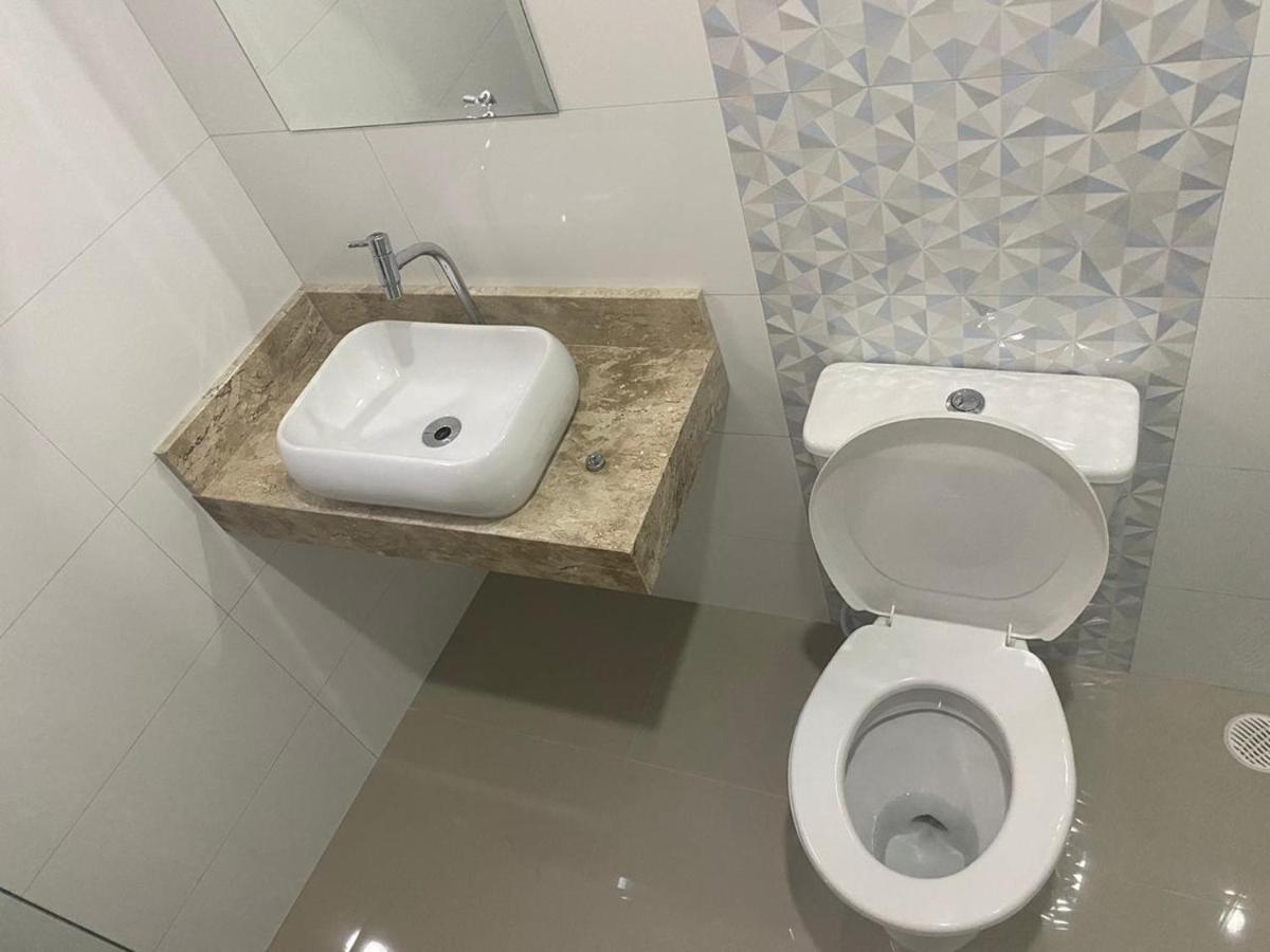Hotel Quintino - Metro Se -Localizado No Coracao De Sao Paulo Proximo Ao Bras E 25 De Marco Com Estacionamento No Local Gratis Exterior photo Bathroom in a hotel