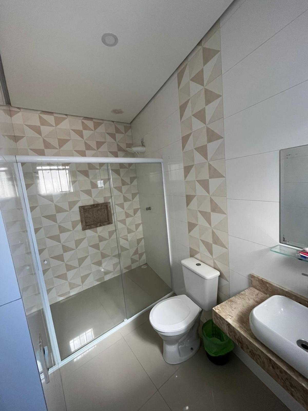 Hotel Quintino - Metro Se -Localizado No Coracao De Sao Paulo Proximo Ao Bras E 25 De Marco Com Estacionamento No Local Gratis Exterior photo A shower enclosure