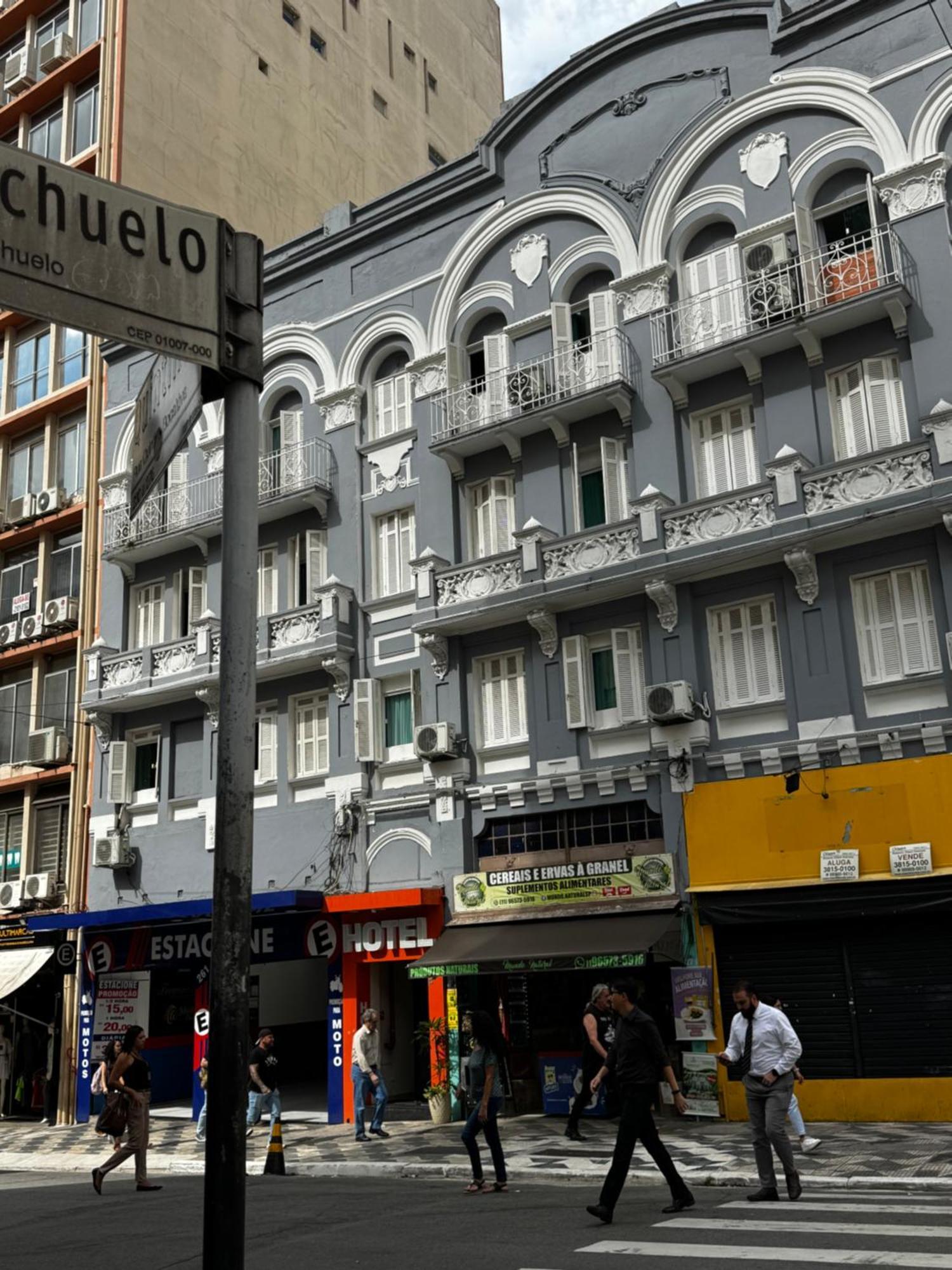 Hotel Quintino - Metro Se -Localizado No Coracao De Sao Paulo Proximo Ao Bras E 25 De Marco Com Estacionamento No Local Gratis Exterior photo